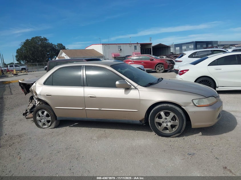 2000 Honda Accord 2.3 Se VIN: 1HGCG5677YA101683 Lot: 43673979