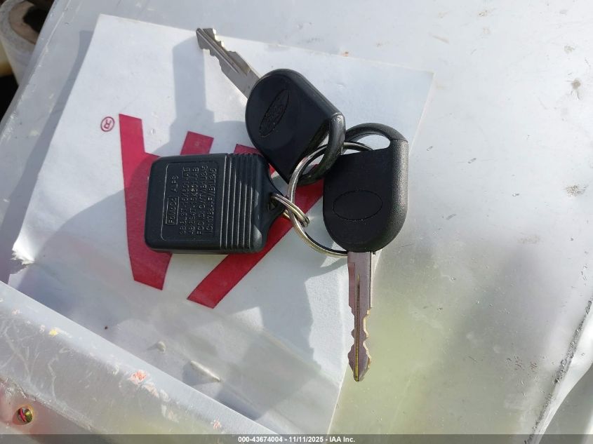 2007 Ford Expedition Xlt VIN: 1FMFU16527LA82504 Lot: 43674004