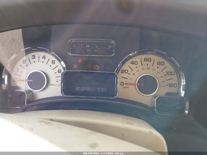 2007 Ford Expedition Xlt VIN: 1FMFU16527LA82504 Lot: 43674004