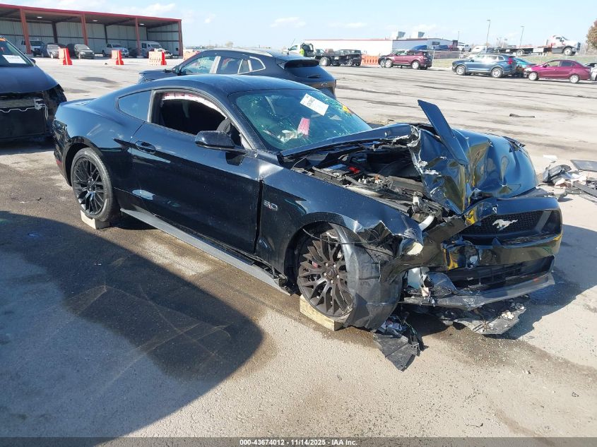 FORD MUSTANG GT