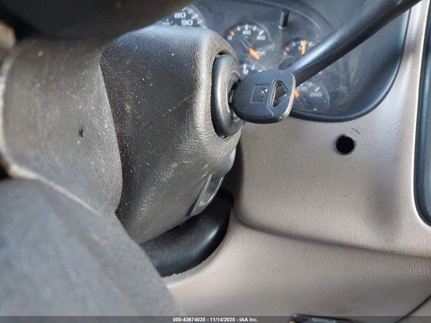 2GCEK13T351365599 2005 CHEVROLET SILVERADO photo no. 11