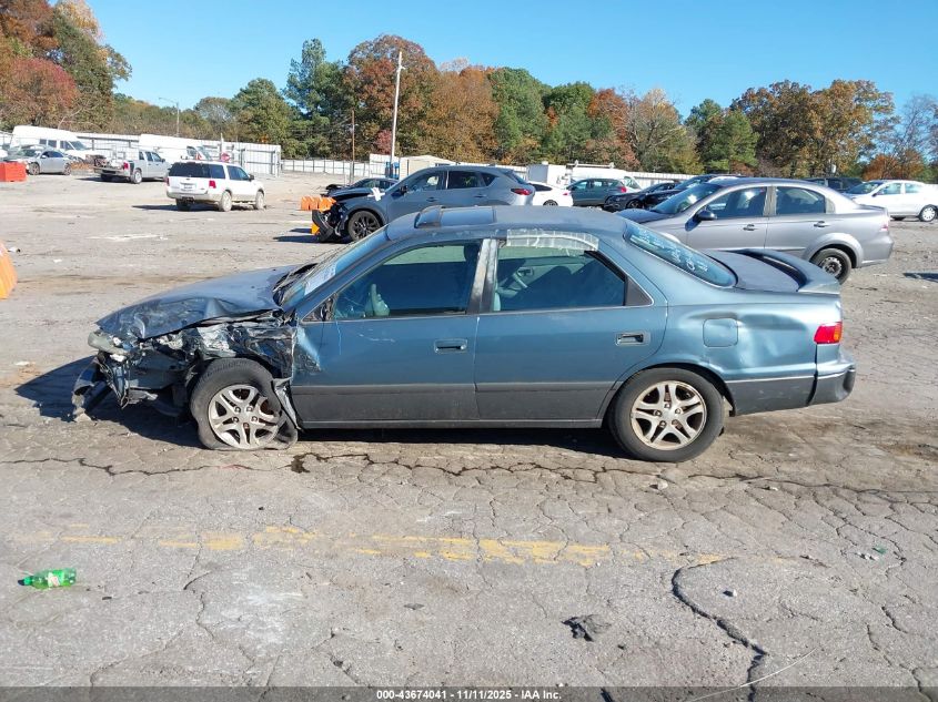 2001 Toyota Camry Le VIN: 4T1BG22K21U836008 Lot: 43674041