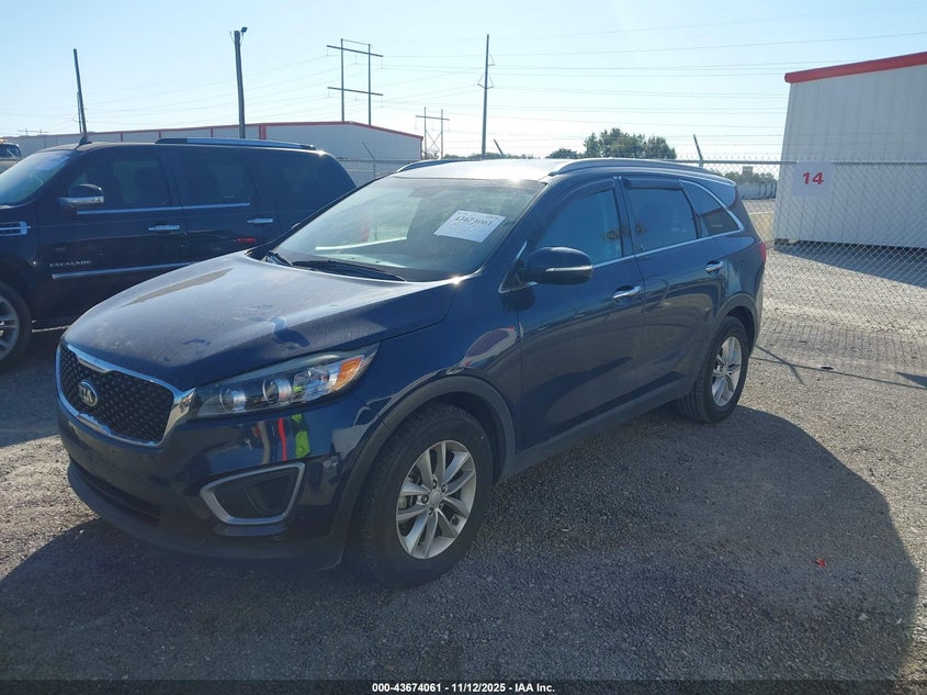 5XYPG4A37GG058704 2016 KIA SORENTO photo no. 2