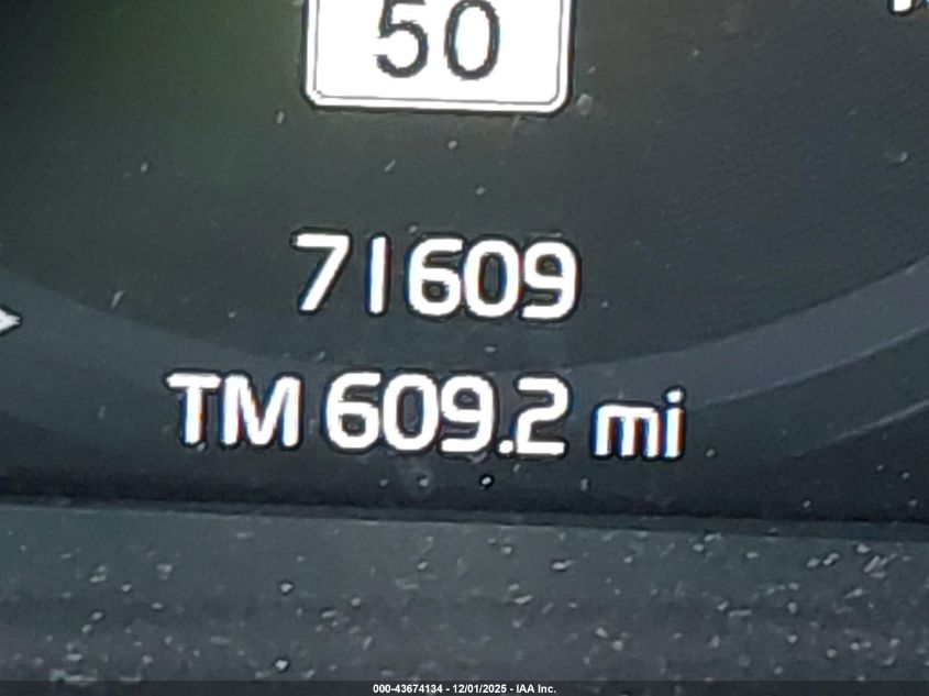 2021 Volvo Xc40 T4 Momentum VIN: YV4AC2HK8M2536571 Lot: 43674134