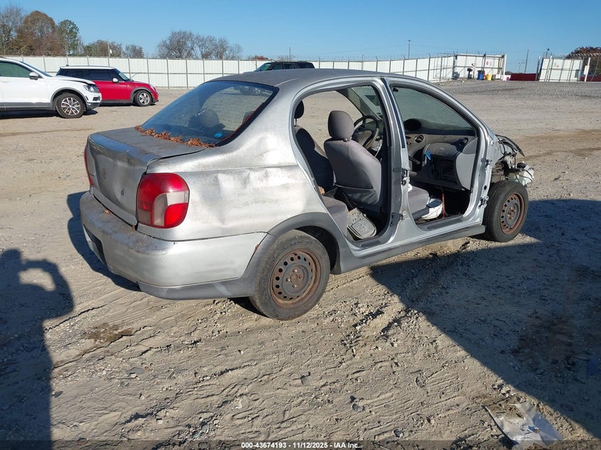 JTDBT123XY0035024 2000 TOYOTA ECHO photo no. 4