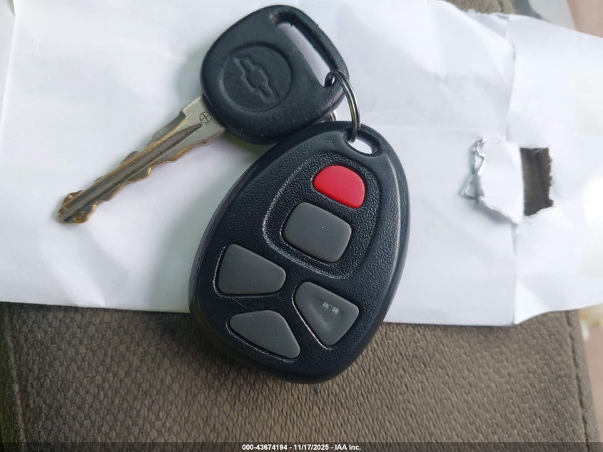 2011 Chevrolet Tahoe Lt VIN: 1GNSCBE08BR392607 Lot: 43674194