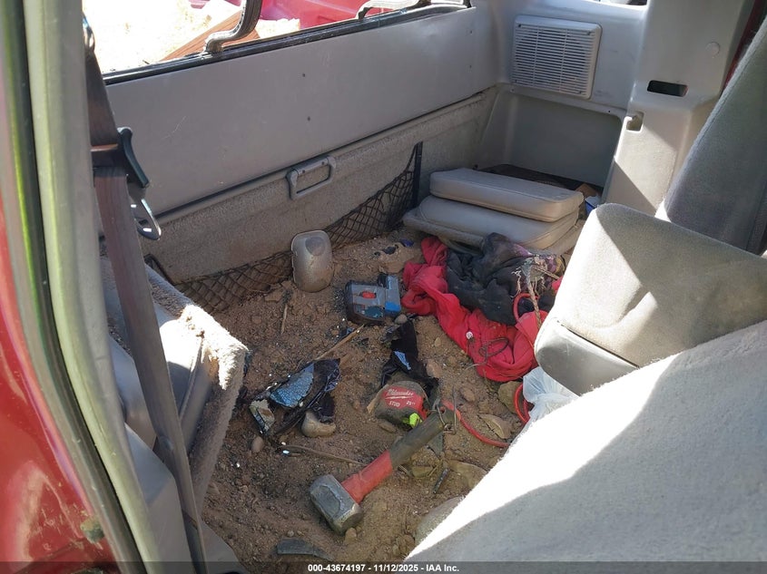 1997 Mazda B2300 Se VIN: 4F4CR16A4VTM14825 Lot: 43674197