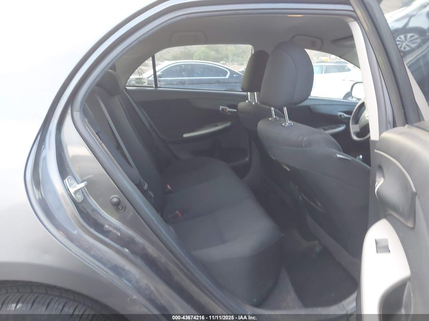 2T1BU4EE3BC712584 2011 TOYOTA COROLLA photo no. 8