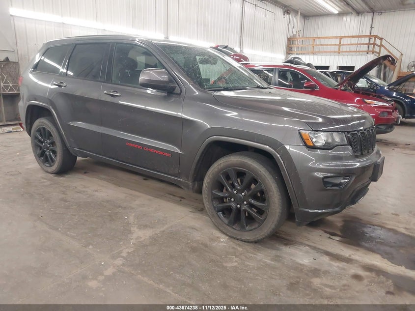 2017 JEEP GRAND CHEROKEE ALTITUDE 4X4 - 1C4RJFAG9HC875526
