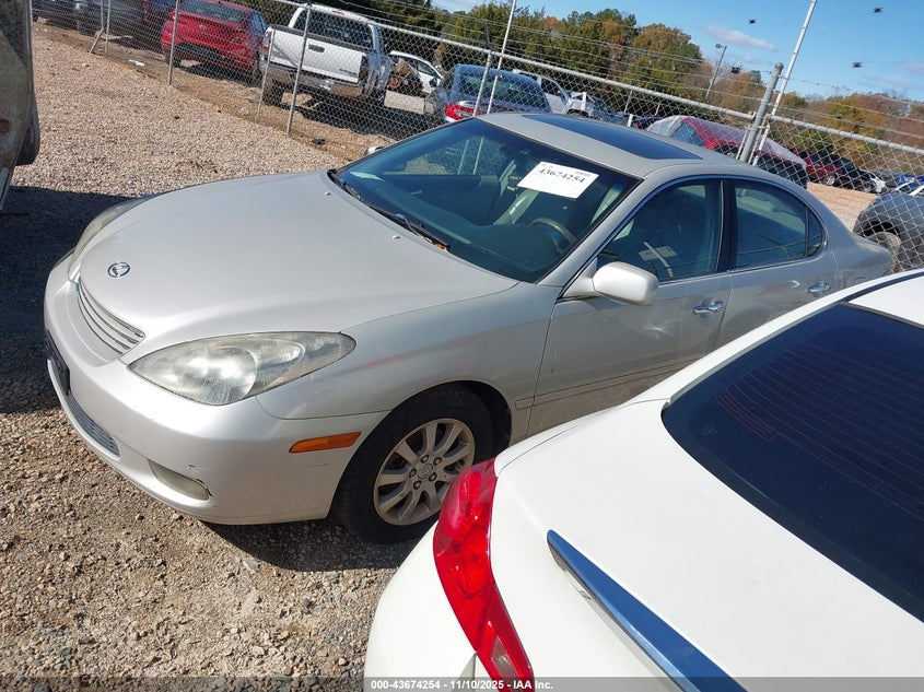 JTHBF30G035038498 2003 LEXUS ES photo no. 2