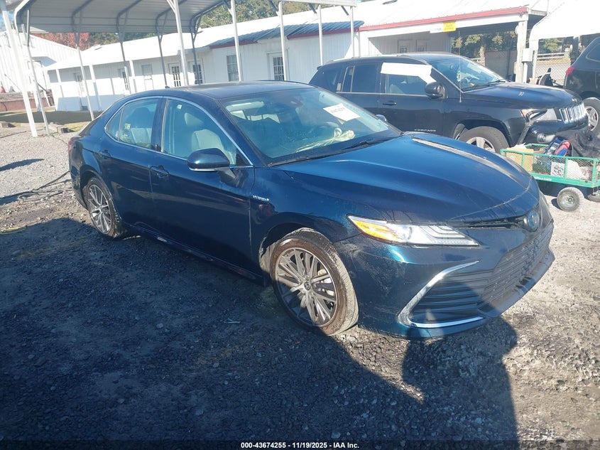 2021 TOYOTA CAMRY XLE HYBRID - 4T1F31AK9MU560262