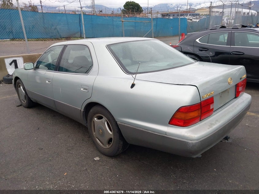 JT8BH28F4V0097571 1997 LEXUS LS photo no. 3