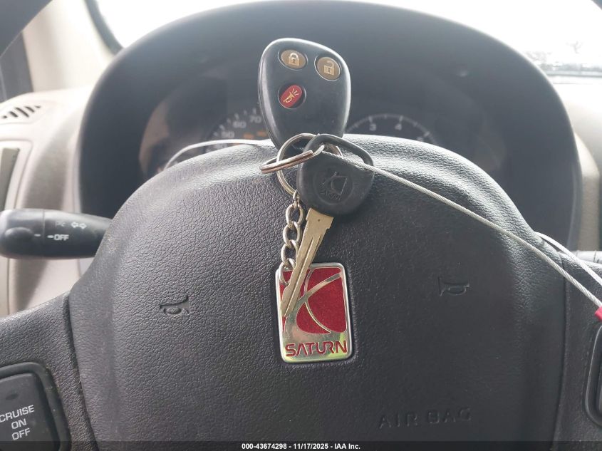 2002 Saturn Vue V6 VIN: 5GZCZ63B72S821833 Lot: 43674298