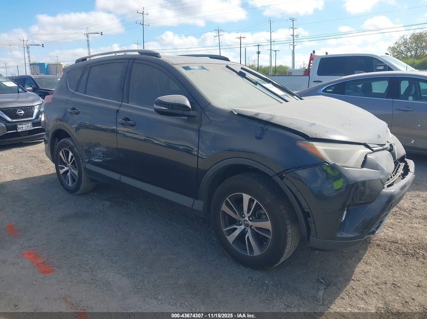 2018 TOYOTA RAV4 ADVENTURE/XLE - JTMWFREV0JD130856