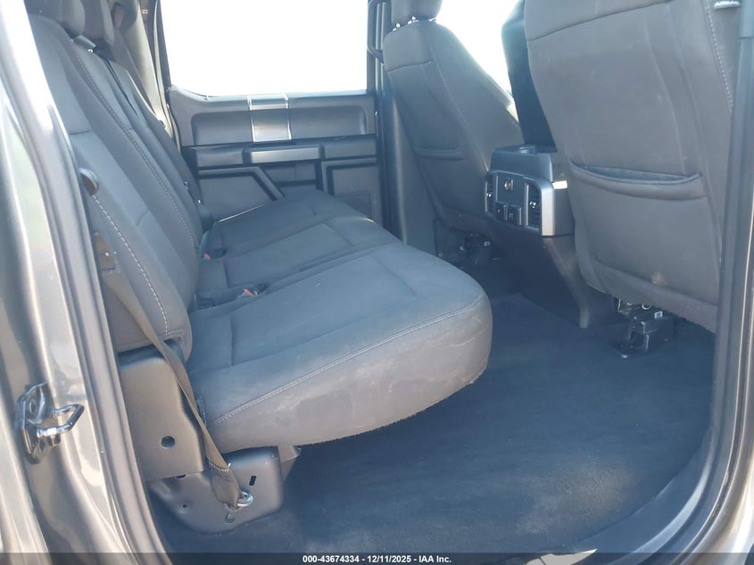 1FTEW1E50JKE93604 2018 FORD F-150 photo no. 8