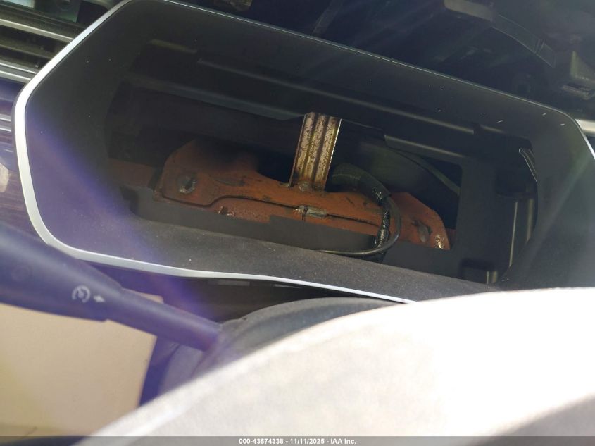 2014 Tesla Model S P85 VIN: 5YJSA1H15EFP43884 Lot: 43674338