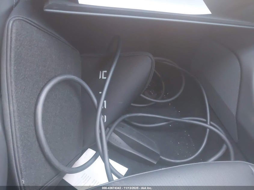 2025 Tesla Model 3 Long Range Rear-Wheel Drive/Standard VIN: 5YJ3E1EA6SF032672 Lot: 43674342