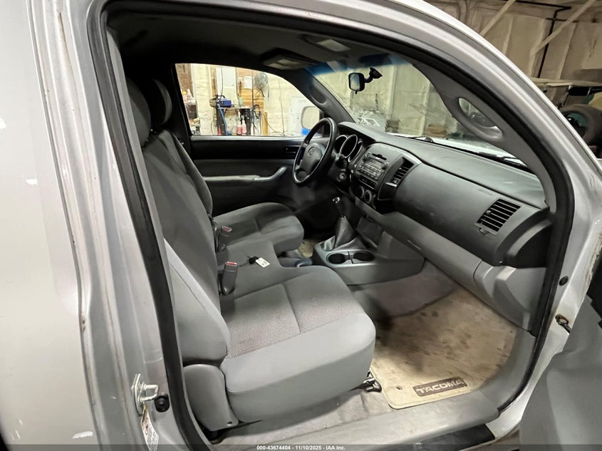 5TEPX4EN9AZ733364 2010 TOYOTA TACOMA photo no. 5