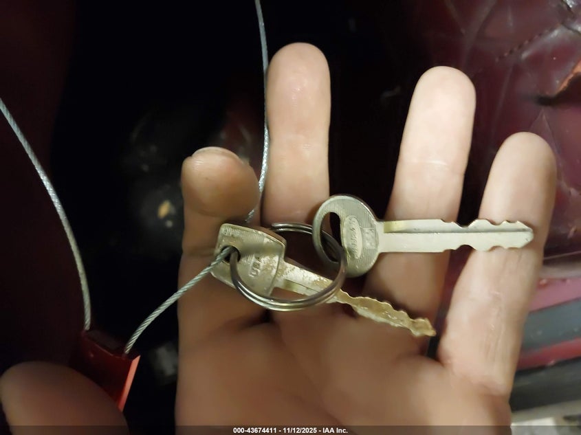 1LNLM81W2NY630450 1992 LINCOLN TOWN CAR photo no. 11