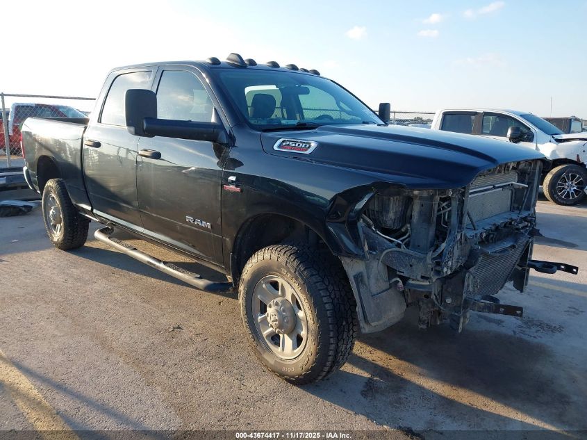 RAM 2500 TRADESMAN 4X4 6 4 BOX