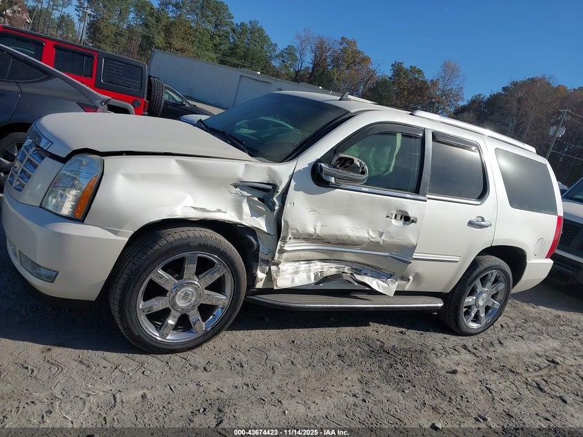 2008 Cadillac Escalade Standard VIN: 1GYFK63848R253798 Lot: 43674423