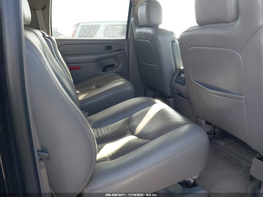 2005 GMC Yukon Xl 1500 Slt VIN: 1GKFK16Z35J152943 Lot: 43674471