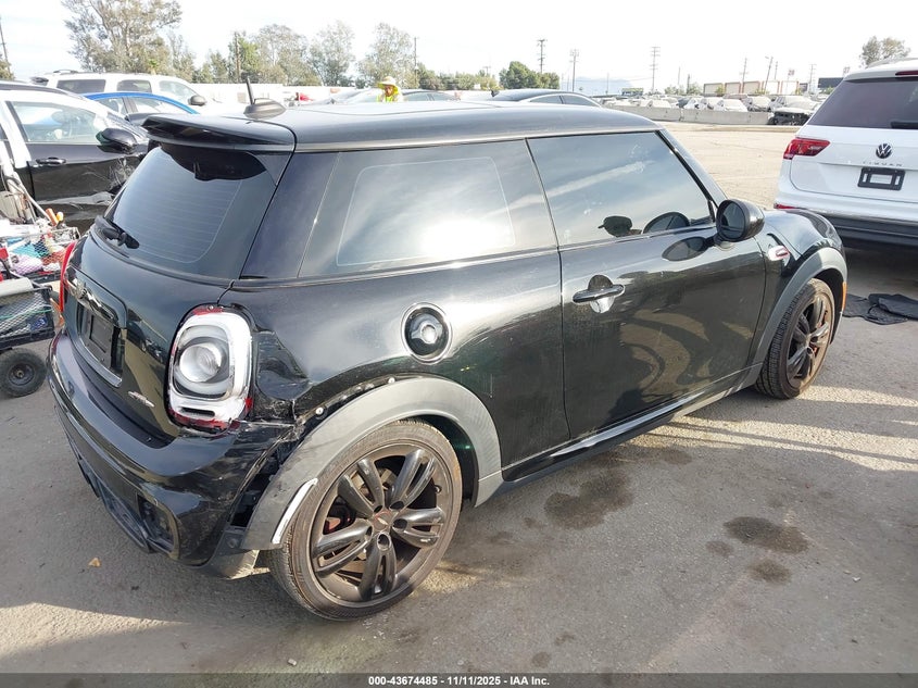 2016 Mini Hardtop John Cooper Works VIN: WMWXM9C5XGT996931 Lot: 43674485
