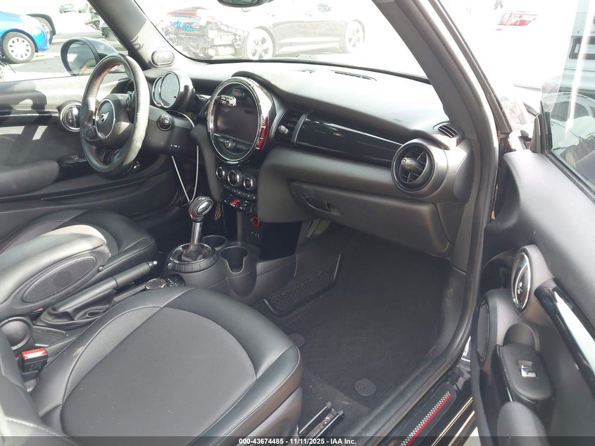 2016 Mini Hardtop John Cooper Works VIN: WMWXM9C5XGT996931 Lot: 43674485