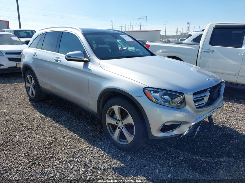 2016 MERCEDES-BENZ GLC 300 - WDC0G4JB8GF108371