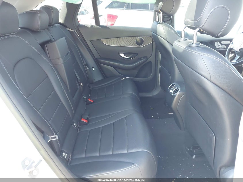 2016 Mercedes-Benz Glc 300 VIN: WDC0G4JB8GF108371 Lot: 43674498