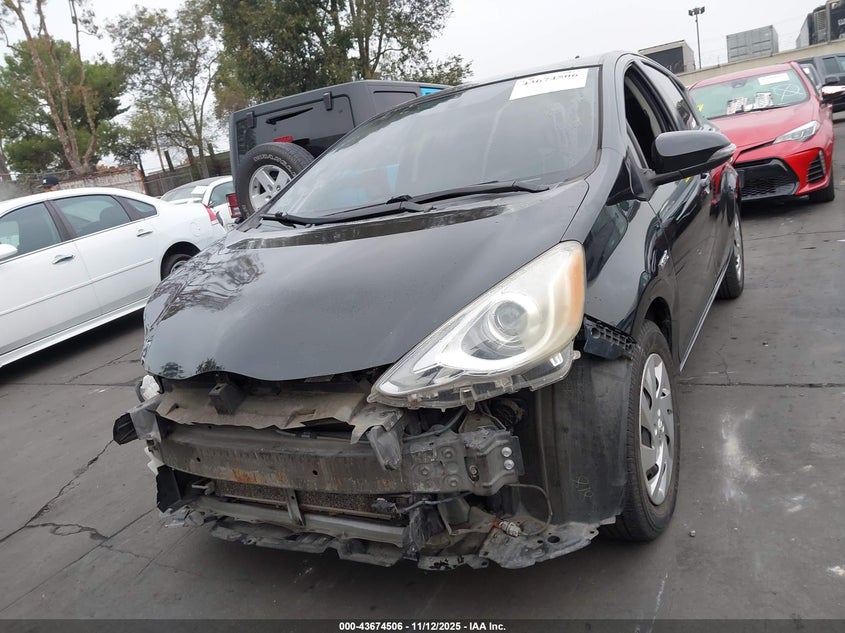 2016 Toyota Prius C One VIN: JTDKDTB3XG1123833 Lot: 43674506