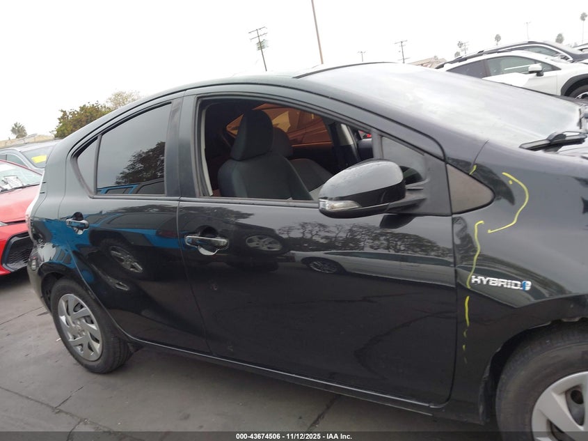 2016 Toyota Prius C One VIN: JTDKDTB3XG1123833 Lot: 43674506