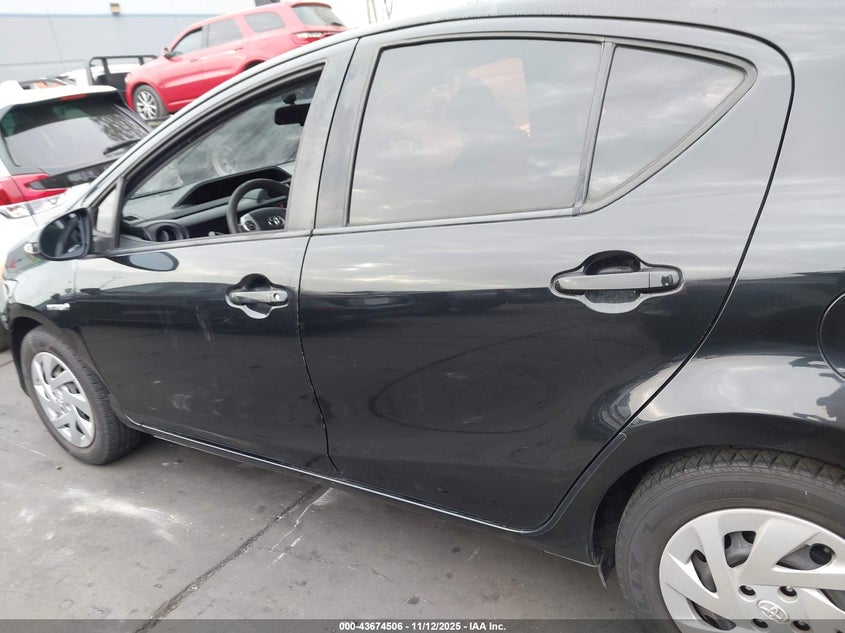 2016 Toyota Prius C One VIN: JTDKDTB3XG1123833 Lot: 43674506