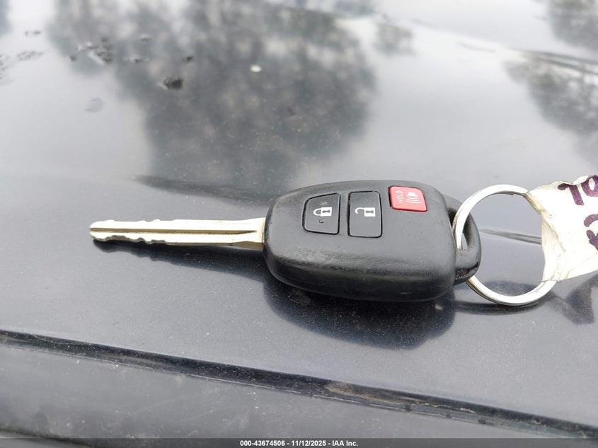 2016 Toyota Prius C One VIN: JTDKDTB3XG1123833 Lot: 43674506