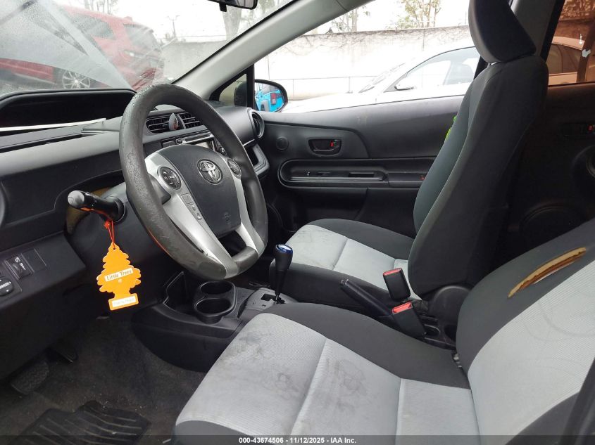 2016 Toyota Prius C One VIN: JTDKDTB3XG1123833 Lot: 43674506