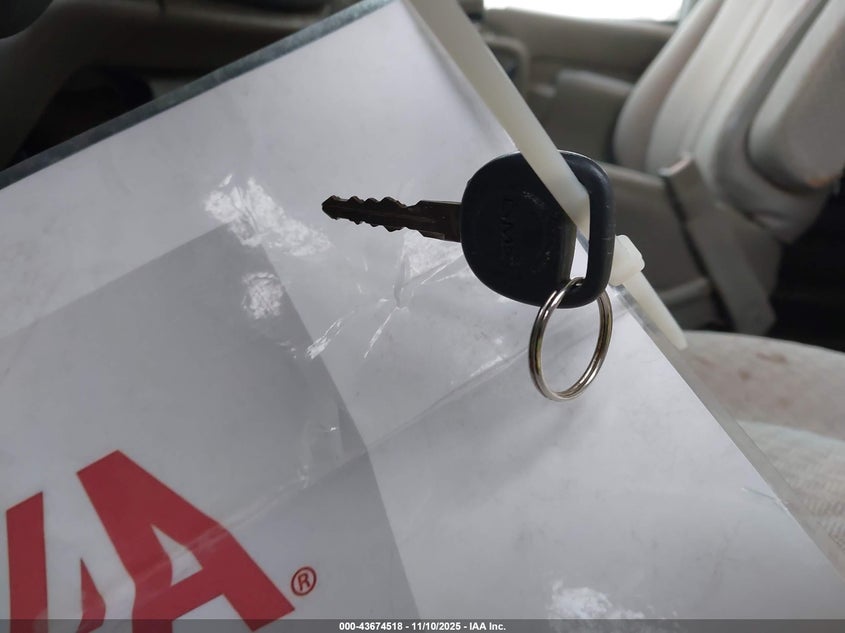 2000 GMC Savana Standard VIN: 1GTHG39R2Y1231599 Lot: 43674518