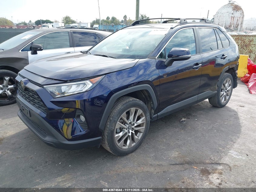2020 TOYOTA RAV4 XLE PREMIUM 2T3C1RFV6LW060723
