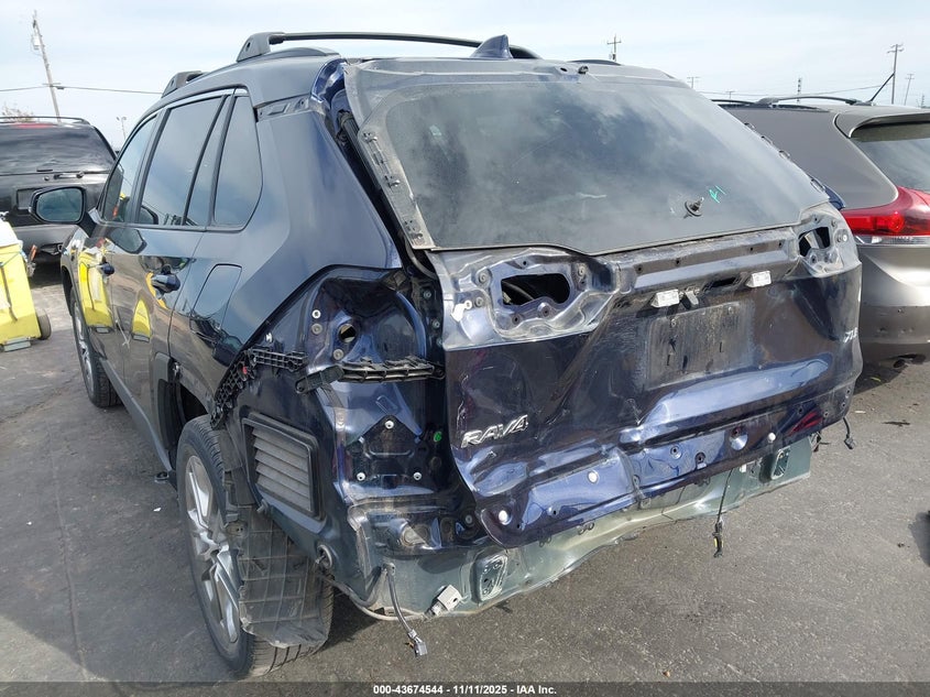 2020 TOYOTA RAV4 XLE PREMIUM 2T3C1RFV6LW060723