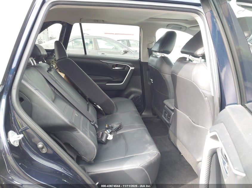 2020 TOYOTA RAV4 XLE PREMIUM 2T3C1RFV6LW060723