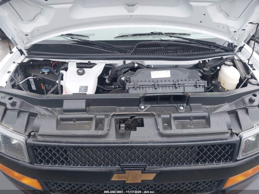 2025 Chevrolet Express Cargo Rwd 2500 Regular Wheelbase Wt VIN: 1GCWGAFP5S1128506 Lot: 43674551