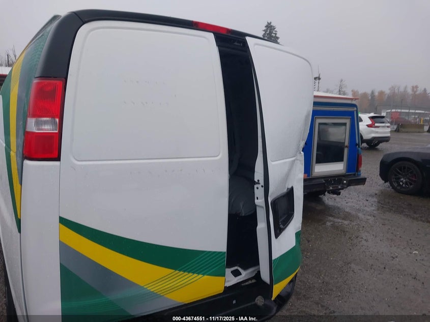 2025 Chevrolet Express Cargo Rwd 2500 Regular Wheelbase Wt VIN: 1GCWGAFP5S1128506 Lot: 43674551