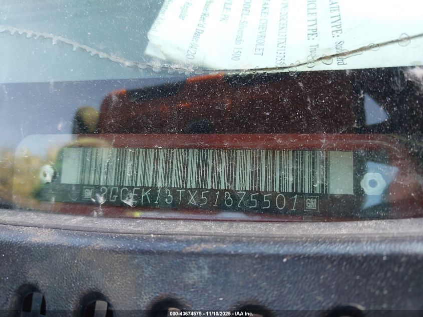2005 Chevrolet Silverado 1500 Z71 VIN: 2GCEK13TX51375501 Lot: 43674575