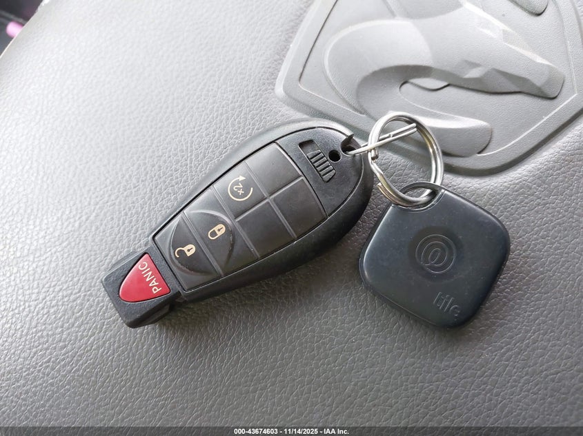 2017 Ram 3500 Big Horn 4X4 6'4 Box VIN: 3C63R3DL0HG712810 Lot: 43674603