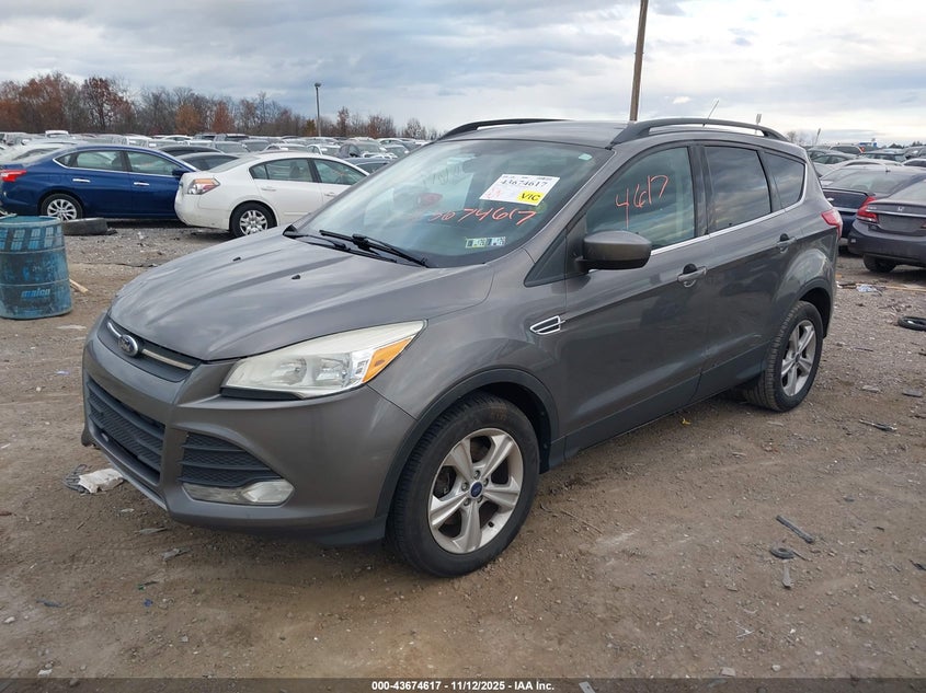 1FMCU9G91EUA55305 2014 FORD ESCAPE photo no. 2