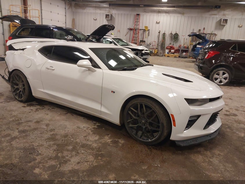 2016 CHEVROLET CAMARO 2SS - 1G1FH1R70G0179331