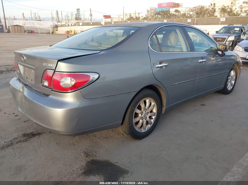 JTHBF30G330133148 2003 LEXUS ES photo no. 4