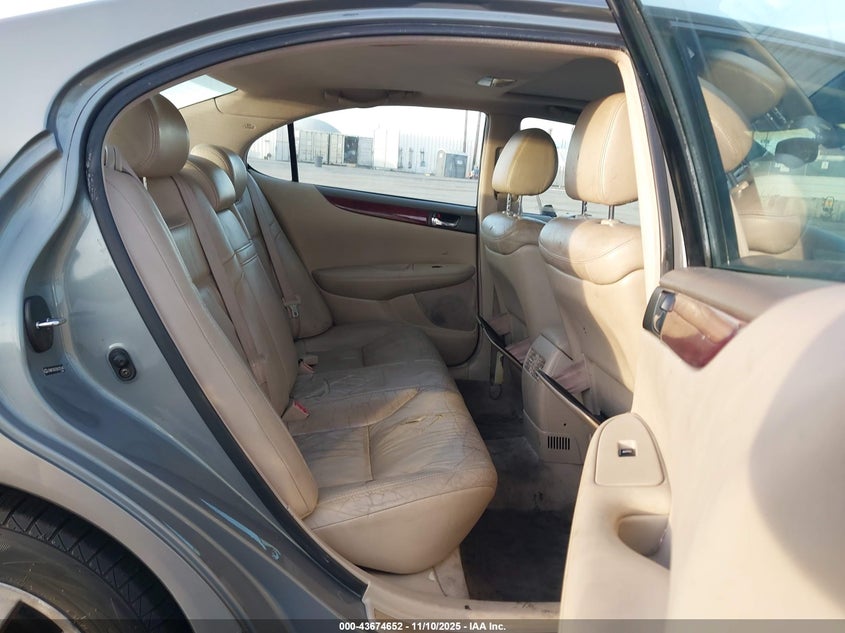 JTHBF30G330133148 2003 LEXUS ES photo no. 8