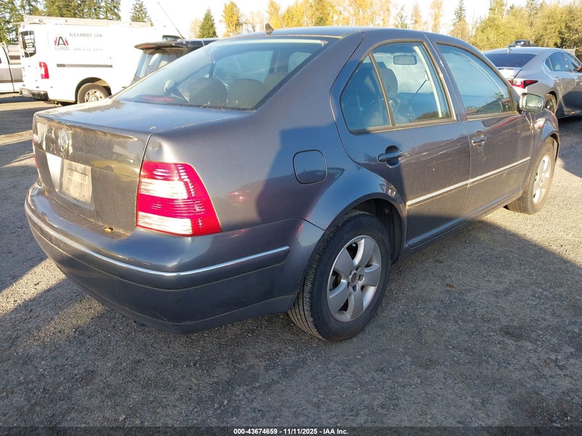 3VWSK69M05M033318 2005 VOLKSWAGEN JETTA photo no. 4