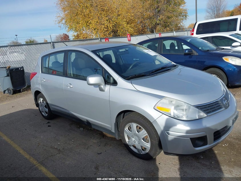 3N1BC13E88L397763 2008 Nissan Versa 1.8S auction photo 1