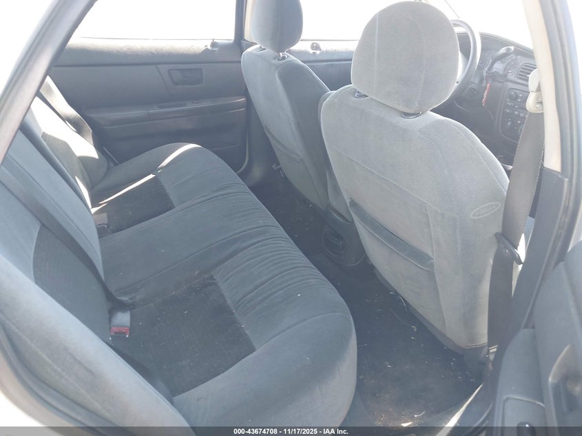 2005 Ford Taurus Se VIN: 1FAHP53245A174086 Lot: 43674708